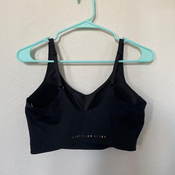 Victoria’s Secret black sports bra with mesh 36B - Picture 3 of 7